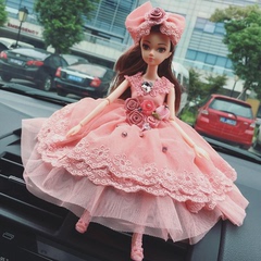 可爱婚纱娃娃汽车摆件 车用卡通玩偶香水座 车内创意装饰用品女