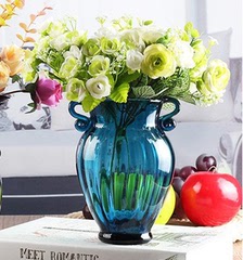 家居装饰摆件彩色玻璃透明小浮雕花瓶创意餐桌水培绿萝欧式插花器