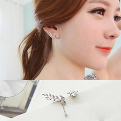 韩国饰品钢针耳针叶子锆石申敏儿同款不对称耳钉女耳环耳坠时尚款