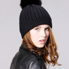 伊蒂尔毛线帽子女冬天针织帽保暖套头帽毛线帽休闲护耳黑色球球帽