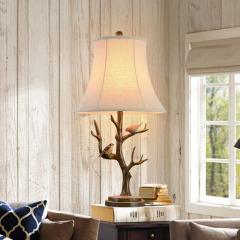 北欧台灯简约书房现代宜家创意欧式复古卧室床头灯艺术小鸟台灯