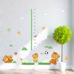 可爱小熊踢足球身高贴画墙贴自粘测量身高儿童房客厅卧室可移除