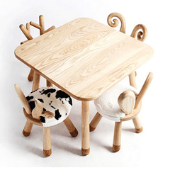 a/d实木原木圆角可爱环保无油漆北欧ins儿童书桌幼儿餐桌学习桌