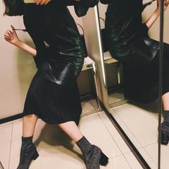 2016秋季新款女装性感蕾丝边黑色拼皮连衣裙吊带无袖百褶裙中长款