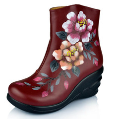 莱依罗尔秋冬季坡跟女士短靴秋民族风真皮靴子中筒靴女鞋景本色