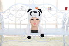 动物卡通帽子 帽子手套围巾连体 毛绒玩具 儿童礼物保暖 熊猫