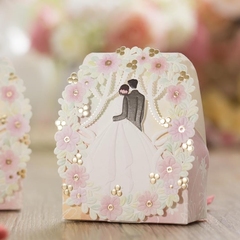 唯思美韩式结婚喜糖盒子婚礼包装盒创意糖果礼盒镂空粉纸质喜糖袋