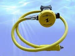 进口可调潜水浮潜二级呼吸器 高品质带中压管舒适安全潜水装备
