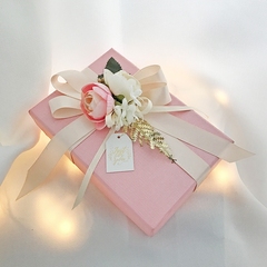 高档粉色大号原创森系派对创意满月欧式婚礼喜糖盒可装烟高级定制
