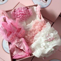 婴儿服装用品礼盒哈衣套装公主范女宝宝礼盒满月百日送礼