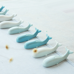 可爱鲸鱼陶瓷架子迷你摆件 创意韩国厨房鲸鱼 筷枕 酒店摆台餐具