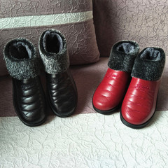 老北京布鞋女加绒保暖休闲鞋加厚防滑妈妈鞋冬季防水短棉鞋雪地靴