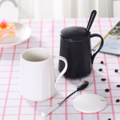 韩式简约纯色马克杯咖啡杯情侣对杯带勺带盖大容量陶瓷杯水杯