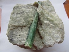 天然海蓝宝原石矿物标本 岩石共生矿  教学科研标本