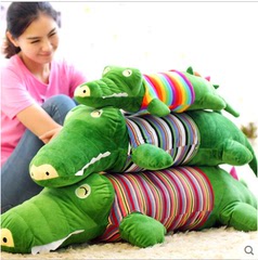 毛绒玩具穿衣鳄鱼公仔卡通鳄鱼抱枕布娃娃创意女朋友生日礼物包邮