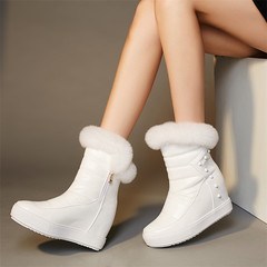 冬季防滑平底内增高兔毛雪地靴女短筒白色加厚保暖圆头侧拉链棉靴